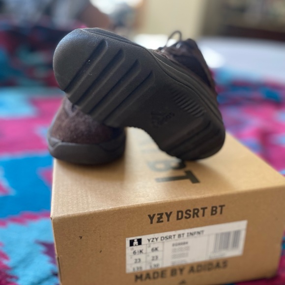 Yeezy Dessert Toddler Size 6.5 - Picture 1 of 2